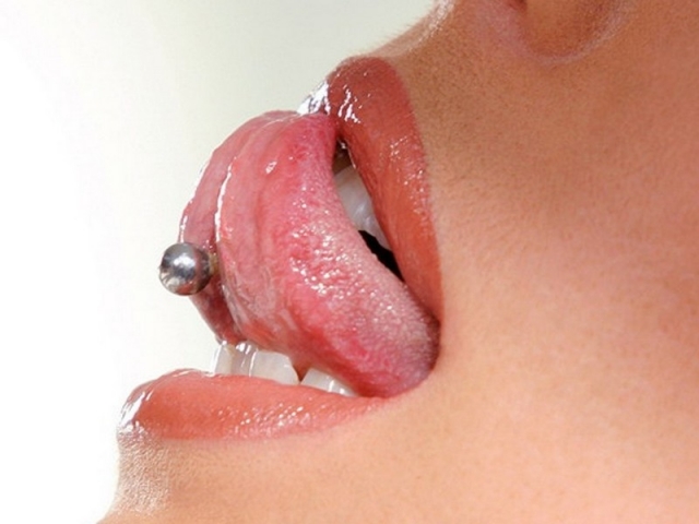 женский пирсинг: за и против