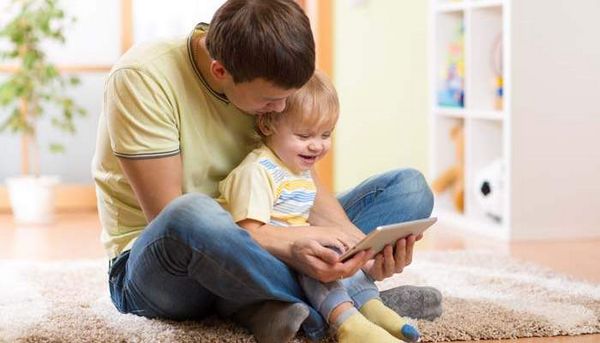 Розвиток дитини в 1 рік 6 місяців