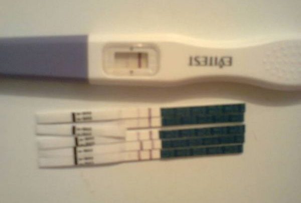 Слабка смужка на тесті на вагітність